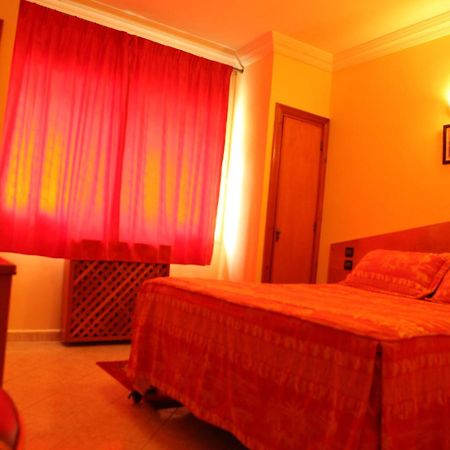 Hotel Relais Ras El Maa Ifrane  Kültér fotó