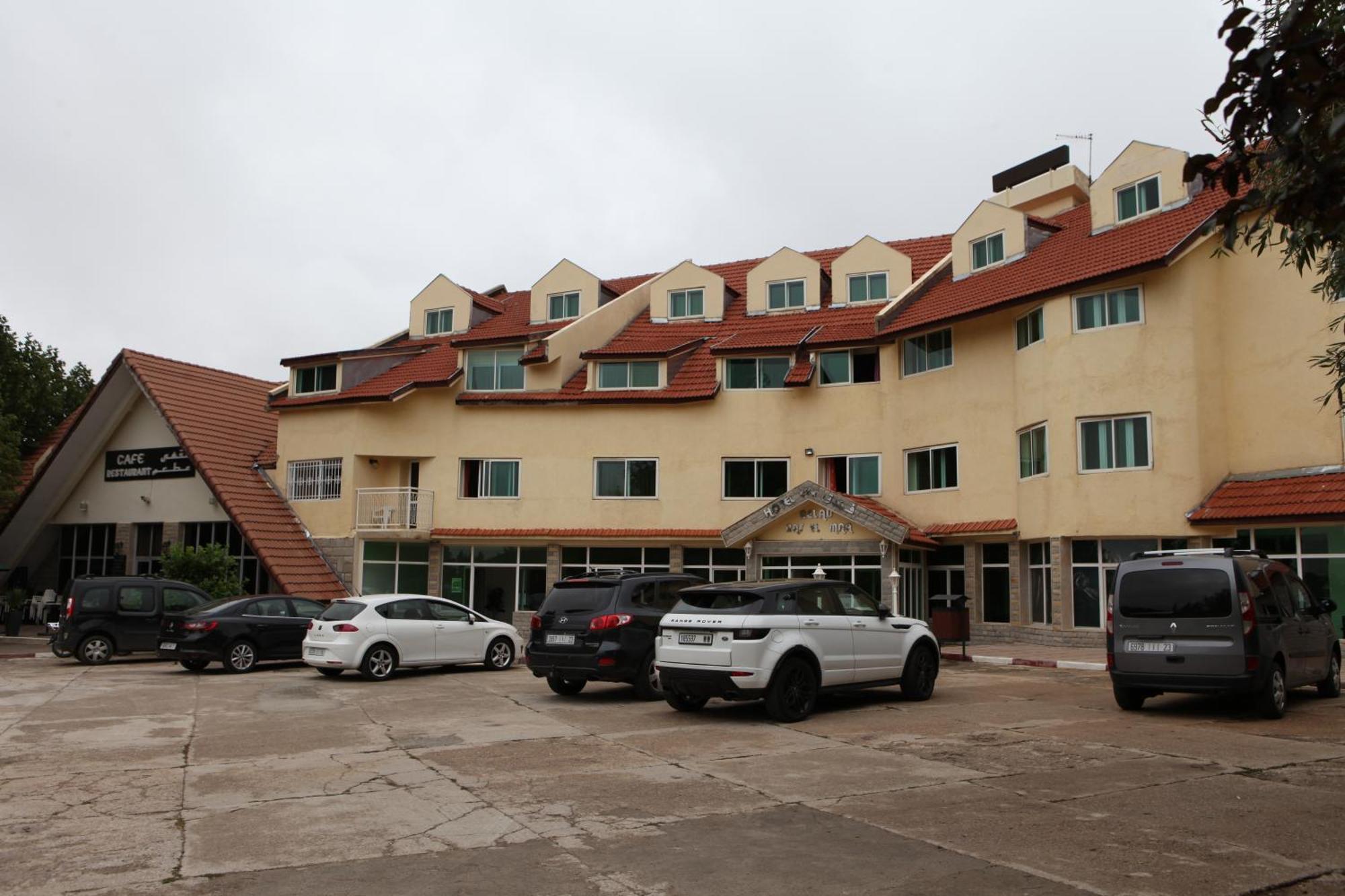 Hotel Relais Ras El Maa Ifrane  Kültér fotó